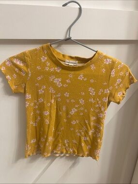 Heart & Hips Mustard Yellow Floral Ribbed Short Sleeve Top